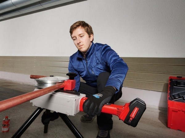 Аккумуляторный трубогиб ROBEND 4000 E, применение Аккумуляторный трубогиб ROBEND 4000 E, применение